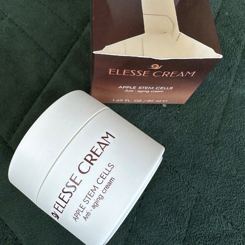 Elesse – pleťový krém v dóze 50 ml